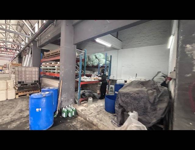 INDUSTRIAL PROPERTY TO RENT IN PAARDEN EILAND